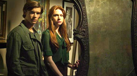 Brenton Thwaites and Karen Gillan in Oculus